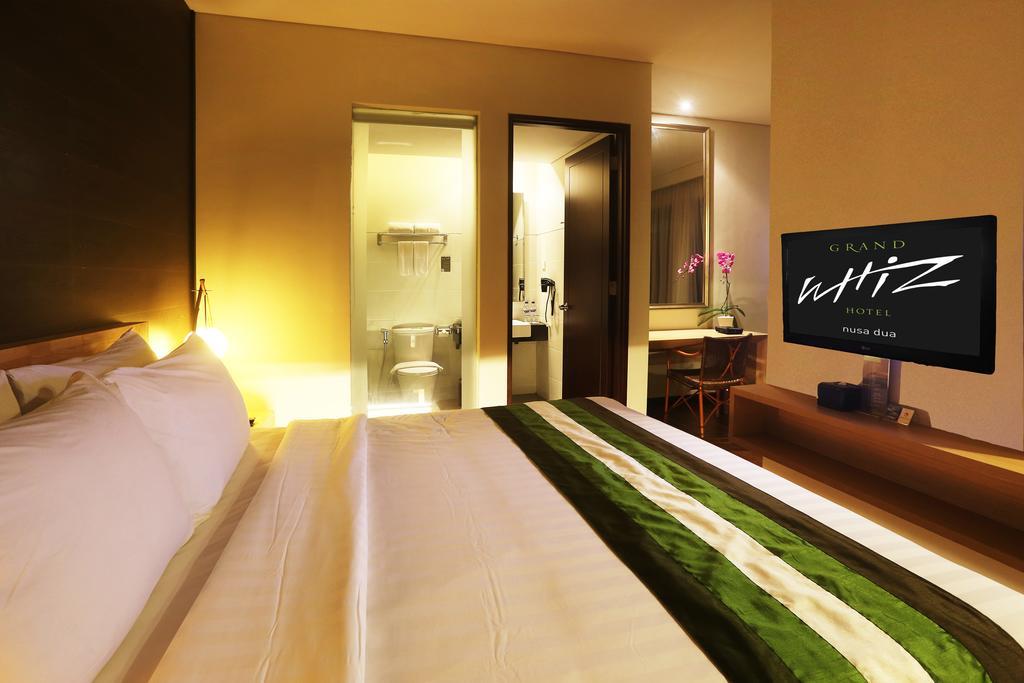 Grand Whiz Hotel Nusa Dua  Habitación foto